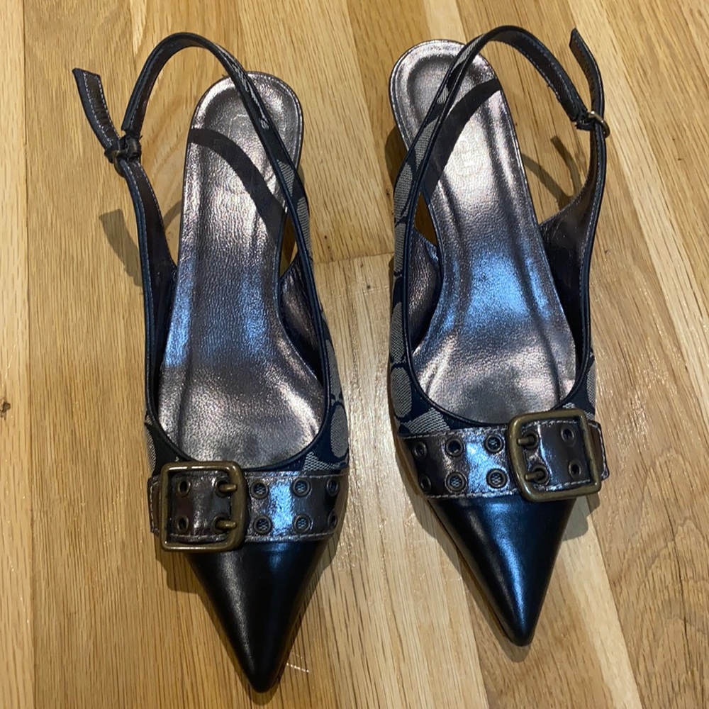 Vintage Coach pointed heels!